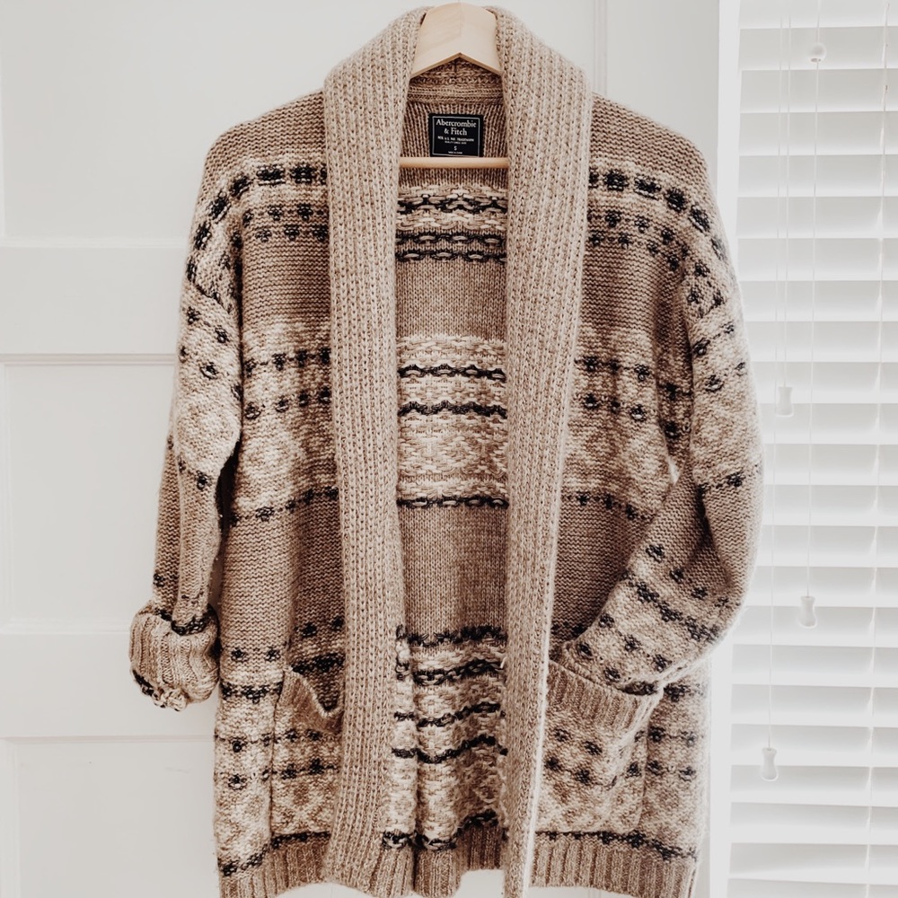 ABERCROMBIE Cardigan Size Small